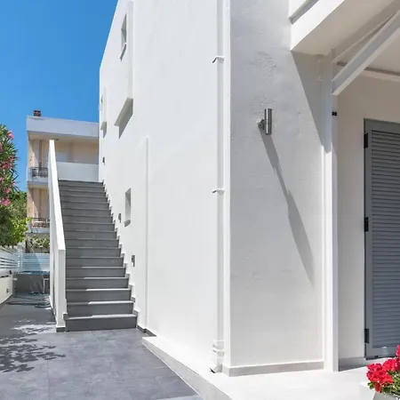 Rotunda Ξενοδοχείο με διαμερίσματα Kalamaki